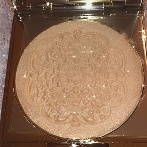 TARTE: Discontinued Holiday Highlighter (2)